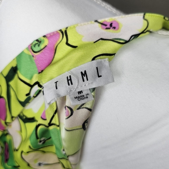 THML Scarf Print Halter Neck Tie Back Sleeveless Chartreuse Floral Y2K Blouse - Picture 13 of 13